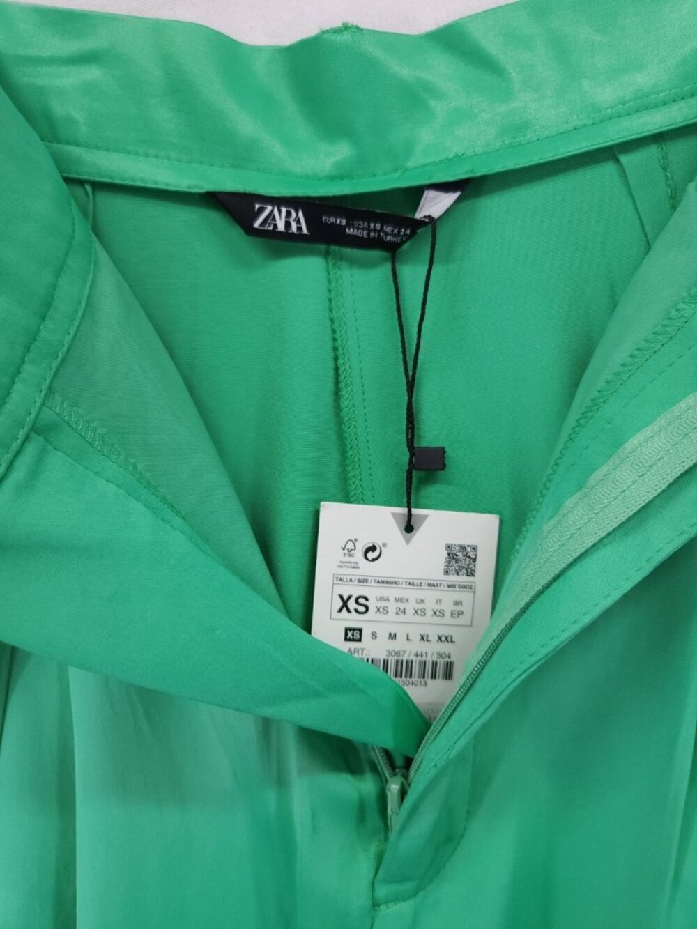 Zara Womens Pants Size XS (26x33) Green Satin Wide Leg Pleated Flowy Palazzo - Picture 14 of 16